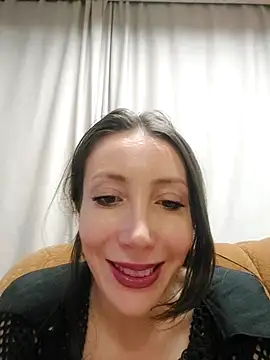 HellaryTourent online show from 16, 2, 2026