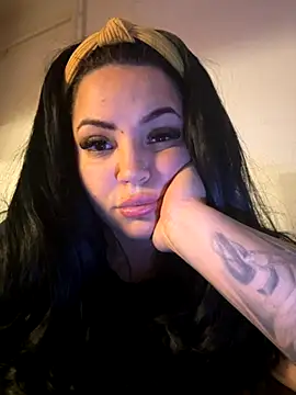 sexybunny18255 online show from 6, 10, 2025