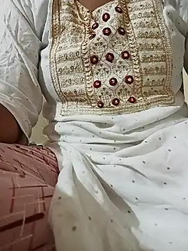 Snapshot of NISHU-TELUGU chatting on 15, 9, 2025 NISHU-TELUGU online show from 15, 9, 2025