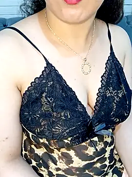 Queen-15 online show from 22, 11, 2025