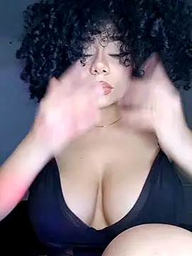 Snapshot of Yerystar chatting on 4, 6, 2026 Yerystar online show from 4, 6, 2026