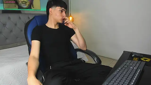 Snapshot of SamBlack_ chatting on 23, 6, 2026 SamBlack online show from 23, 6, 2026
