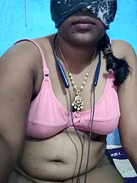 Snapshot of If_UR_rich_Im_UR_BITCH chatting on 20, 9, 2025 If UR rich Im UR BITCH online show from 20, 9, 2025