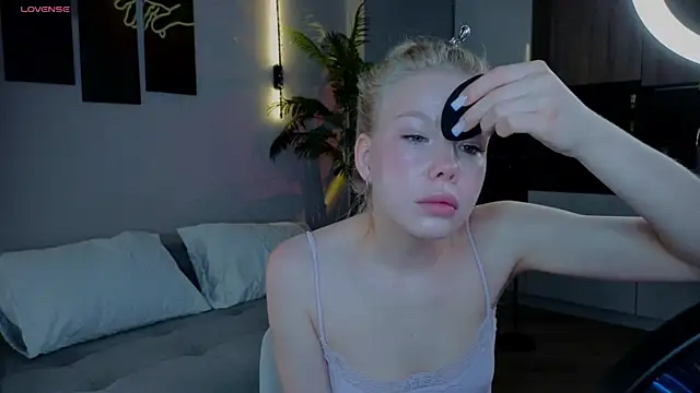 emilyshepar d online show from 17, 6, 2026