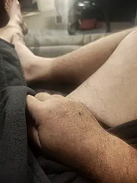 Snapshot of hubbyfun19 chatting on 9, 11, 2025 hubbyfun19 online show from 9, 11, 2025