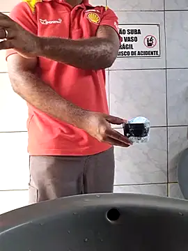 Snapshot of Negodabenga chatting on 25, 11, 2025 Negodabenga online show from 25, 11, 2025