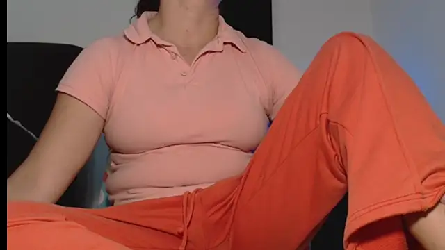 Milf Valeria online show from 4, 2, 2026