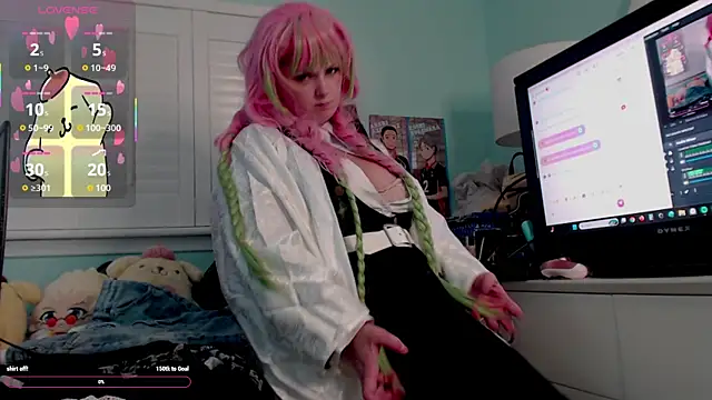 Snapshot of starsaturn chatting on 13, 10, 2025 starsaturn online show from 13, 10, 2025