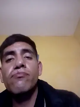 Snapshot of LosCabos1010 chatting on 16, 12, 2025 LosCabos1010 online show from 16, 12, 2025