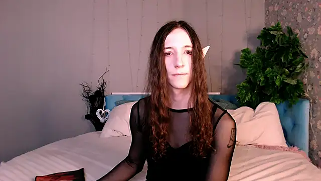 SilverMuse online show from 16, 12, 2025