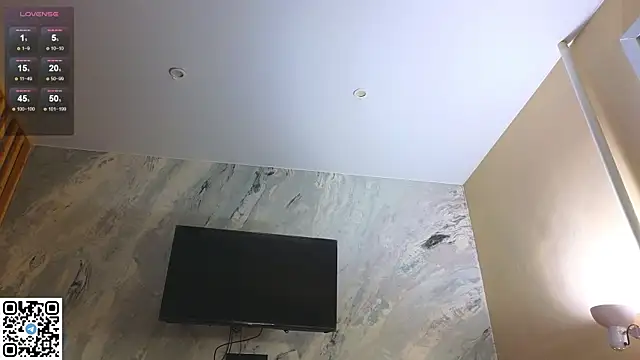 Snapshot of miss_bubbles_ chatting on 3, 11, 2025 miss bubbles online show from 3, 11, 2025