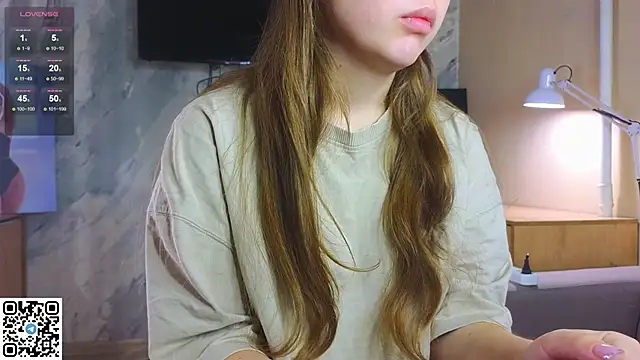 Snapshot of miss_bubbles_ chatting on 4, 11, 2025 miss bubbles online show from 4, 11, 2025