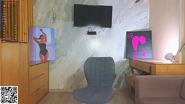 Snapshot of miss_bubbles_ chatting on 30, 11, 2025 miss bubbles online show from 30, 11, 2025