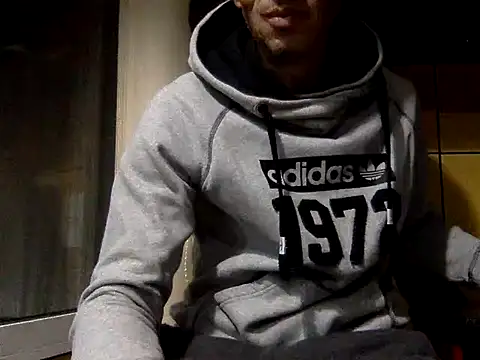 adiluci1 online show from 24, 10, 2025