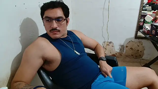 Snapshot of Leonino231 chatting on 13, 9, 2025 Leonino231 online show from 13, 9, 2025