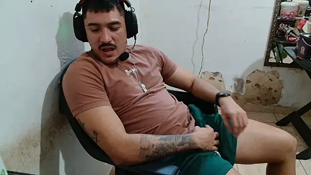Snapshot of Leonino231 chatting on 16, 9, 2025 Leonino231 online show from 16, 9, 2025