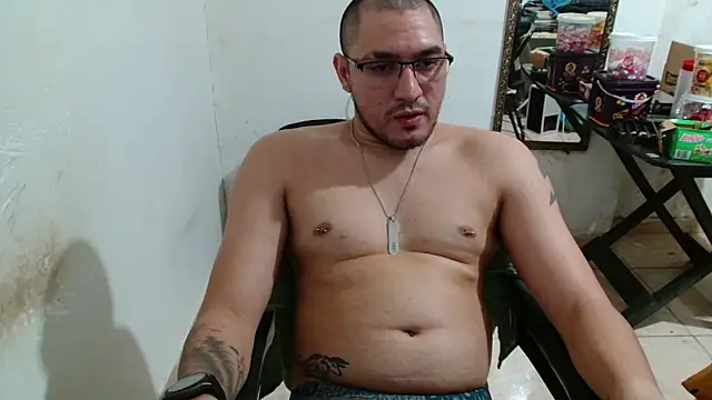Snapshot of Leonino231 chatting on 25, 9, 2025 Leonino231 online show from 25, 9, 2025