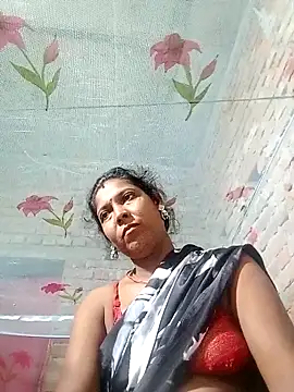 Snapshot of Savita992 chatting on 18, 10, 2025 Savita992 online show from 18, 10, 2025