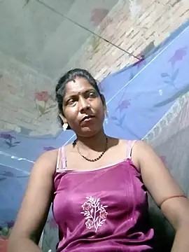 Snapshot of Savita992 chatting on 18, 7, 2026 Savita992 online show from 18, 7, 2026