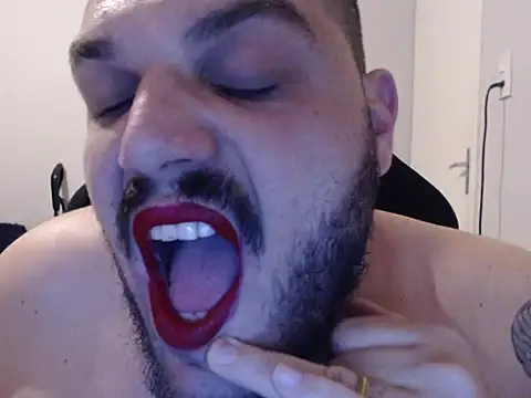 Snapshot of Brsecretbear chatting on 9, 9, 2025 Brsecretbear online show from 9, 9, 2025