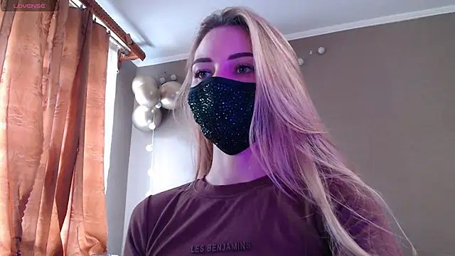 Iris lave online show from 13, 11, 2025