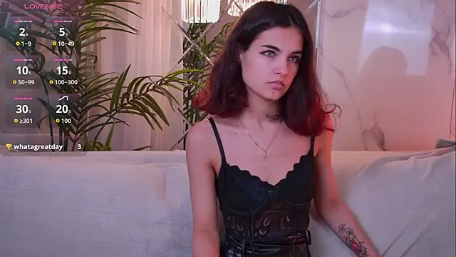 JennyShiny online show from 5, 12, 2025