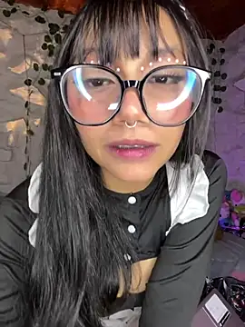 Maddy w online show from 13, 6, 2026