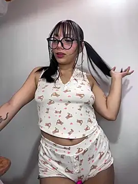 Maddy w online show from 18, 6, 2026