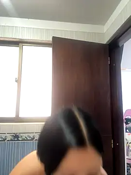 Snapshot of lucy_grey25 chatting on 25, 10, 2025 lucy grey25 online show from 25, 10, 2025