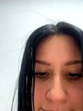 Snapshot of lucy_grey25 chatting on 18, 11, 2025 lucy grey25 online show from 18, 11, 2025