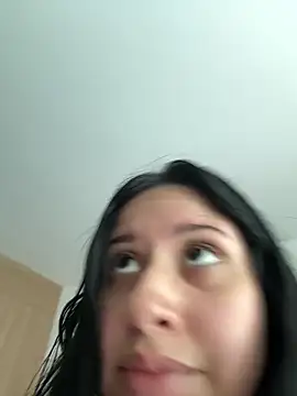 lucy grey25 online show from 5, 4, 2026