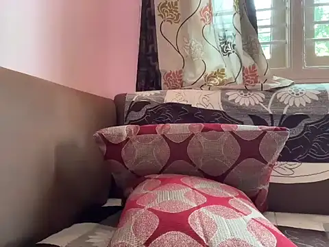 Snapshot of project085 chatting on 2, 10, 2025 project085 online show from 2, 10, 2025