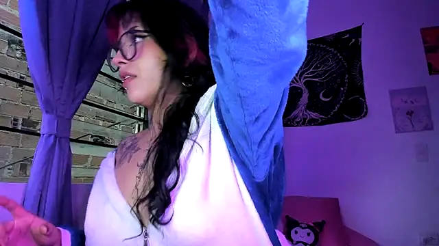 Snapshot of Sweet_mim_ chatting on 21, 9, 2025 Sweet mim online show from 21, 9, 2025