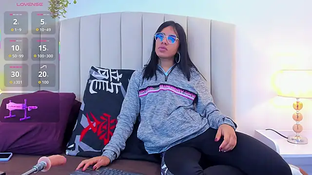 Snapshot of Rachel_Donnelly chatting on 30, 9, 2025 Rachel Donnelly online show from 30, 9, 2025