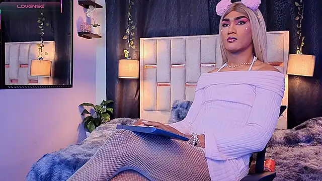 Snapshot of Hanzking01 chatting on 16, 9, 2025 Hanzking01 online show from 16, 9, 2025