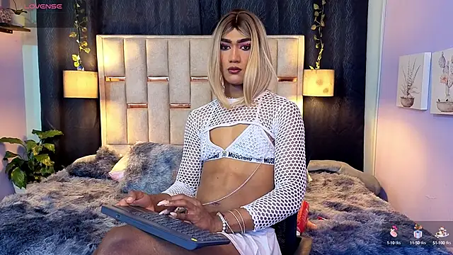 Snapshot of Hanzking01 chatting on 20, 9, 2025 Hanzking01 online show from 20, 9, 2025