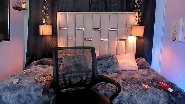 Snapshot of Hanzking01 chatting on 2, 10, 2025 Hanzking01 online show from 2, 10, 2025