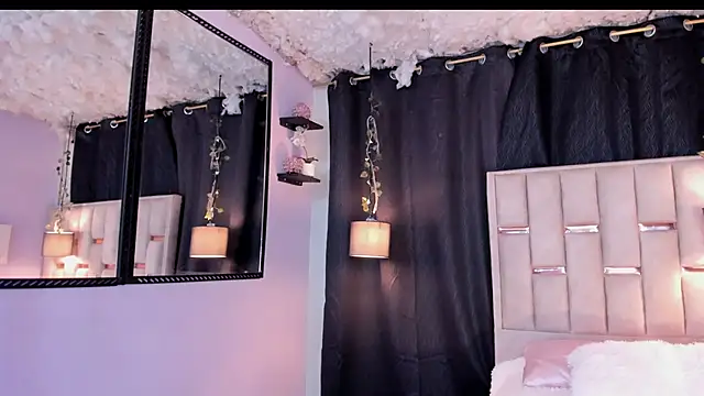 Snapshot of Hanzking01 chatting on 8, 11, 2025 Hanzking01 online show from 8, 11, 2025