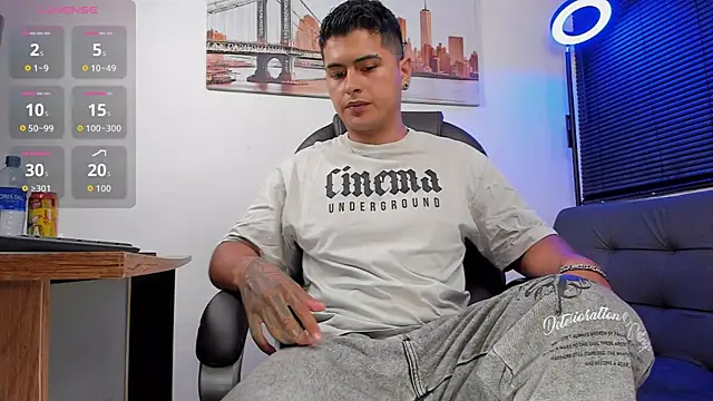 Snapshot of _Juanes chatting on 17, 9, 2025 Juanes online show from 17, 9, 2025