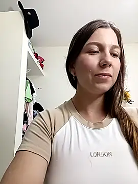 Arianna Moss online show from 23, 2, 2026