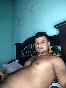 Snapshot of gomelo_19cm chatting on 5, 4, 2026 gomelo 19cm online show from 5, 4, 2026