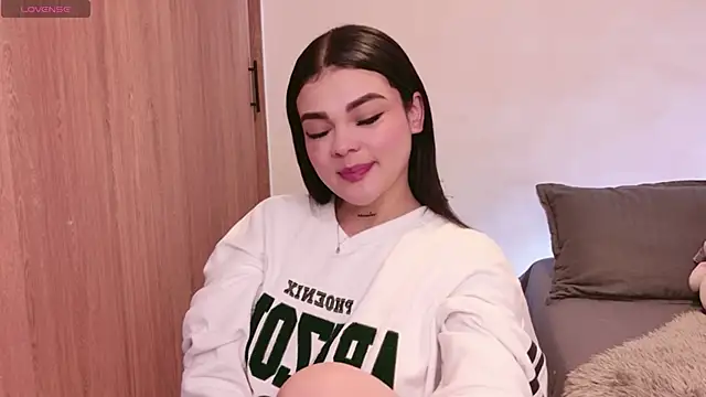 DulceDuarte online show from 7, 11, 2025