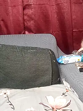 Snapshot of Ishu_Lovee chatting on 29, 11, 2025 Ishu Lovee online show from 29, 11, 2025