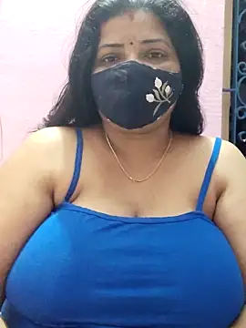 Snapshot of lathikaqueentamil chatting on 23, 9, 2025 lathikaqueentamil online show from 23, 9, 2025