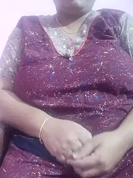 Snapshot of lathikaqueentamil chatting on 28, 10, 2025 lathikaqueentamil online show from 28, 10, 2025