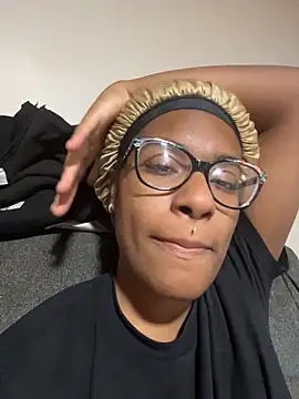 Tu GataLinda online show from 28, 11, 2025