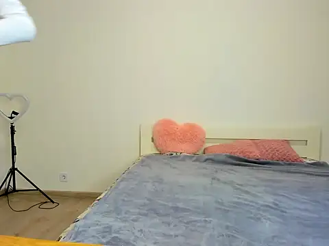 Snapshot of marylips chatting on 19, 11, 2025 marylips online show from 19, 11, 2025