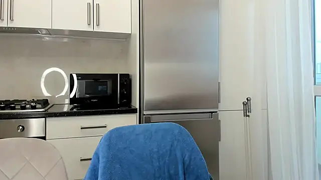 Snapshot of marylips chatting on 23, 12, 2025 marylips online show from 23, 12, 2025