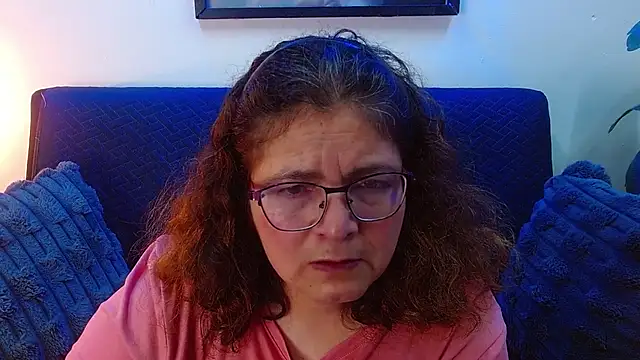 Snapshot of Linda_banks_ chatting on 21, 10, 2025 Linda banks online show from 21, 10, 2025