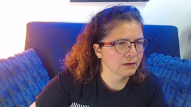 Linda banks  online show from 4, 12, 2025